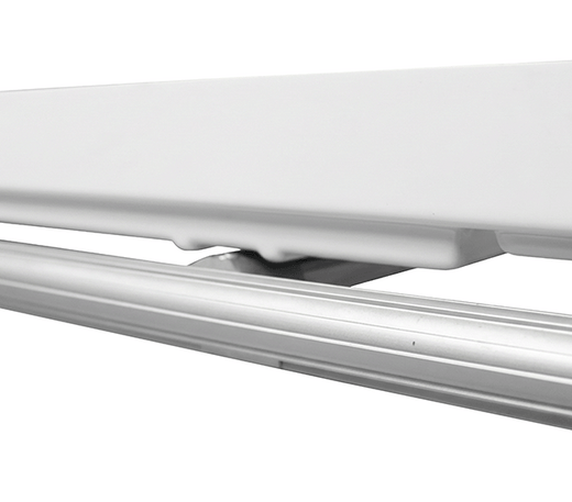 Slide-out trays & easy maintenance